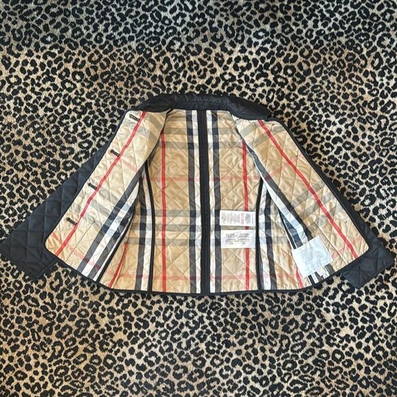 Burberry Children Black Diamond Quilted Jacket in size 5 youth - Picture 7 of 10